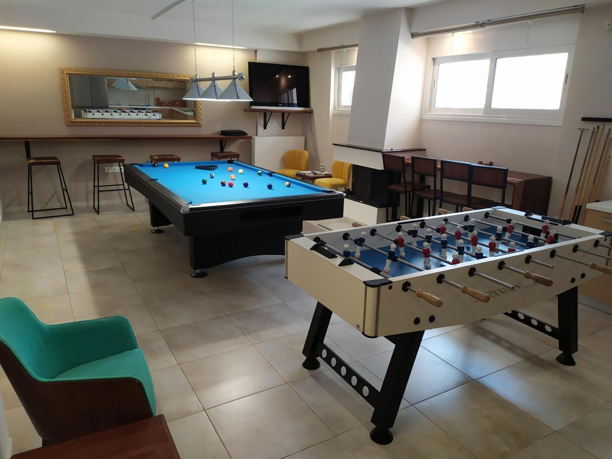 Luxury Villa Loutraki With Private Heated Pool エクステリア 写真
